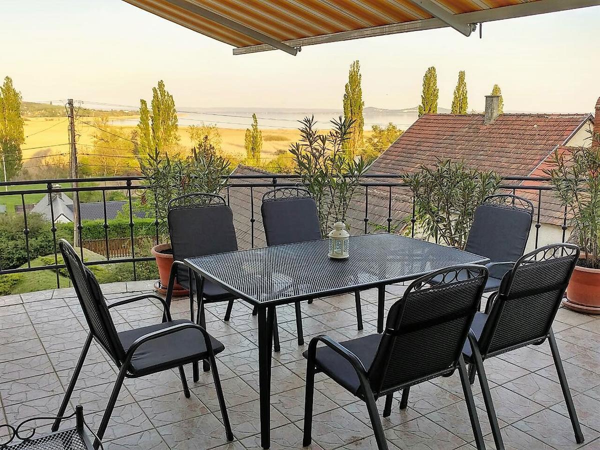 Szigligeti Panorama Apartmanhaz מראה חיצוני תמונה